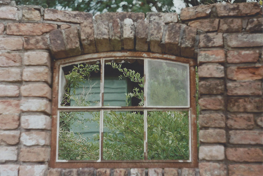 Garden window