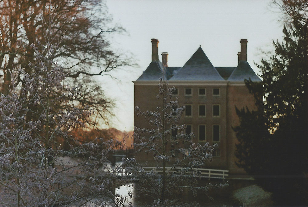 Kasteel Amerongen in de winter | another reverie