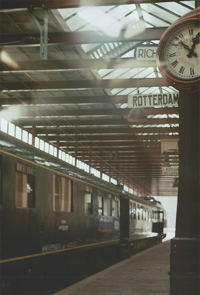 Trainstation platform